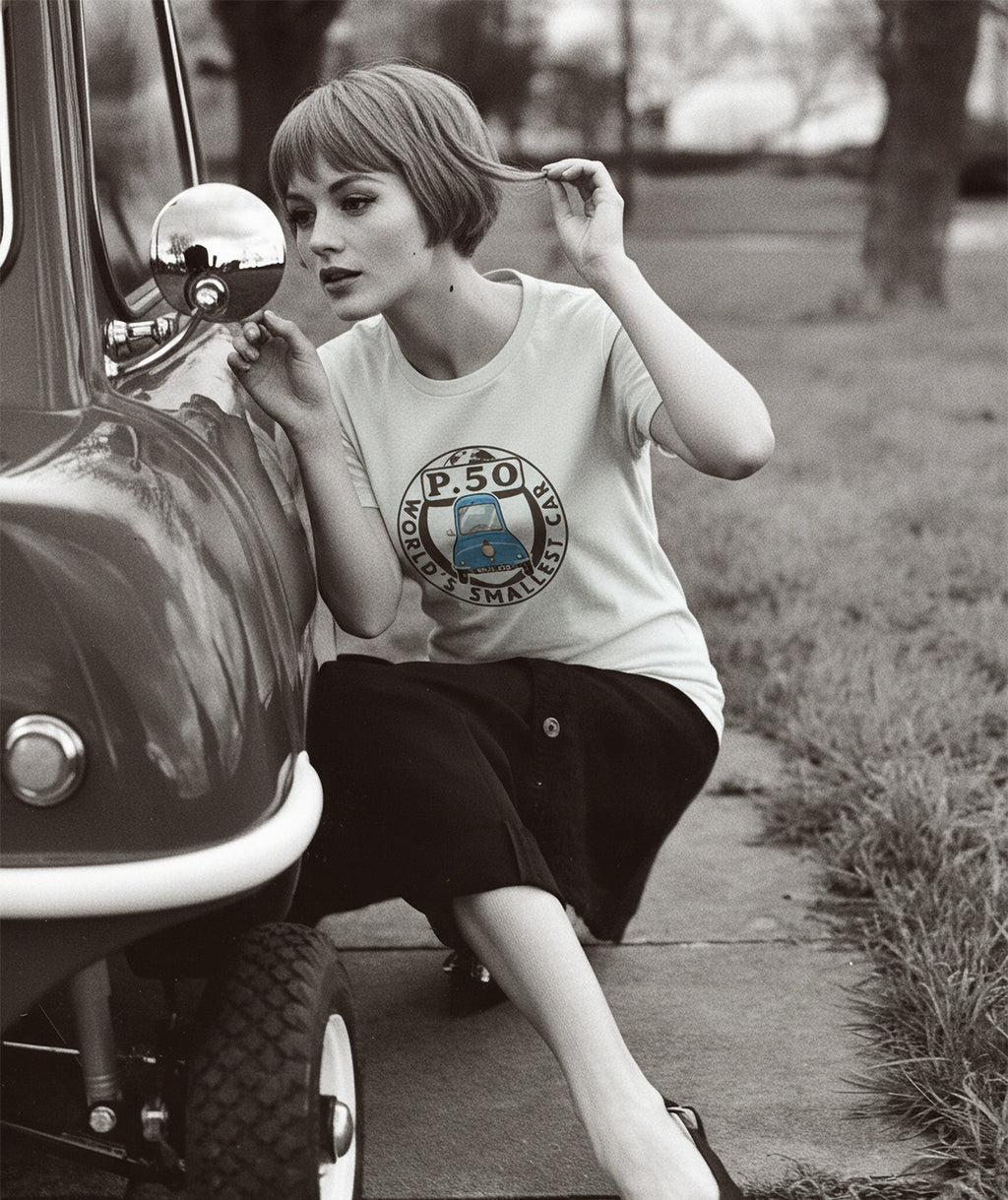 P50 World's Smallest Car - Unisex t-shirt